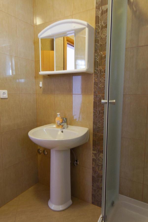 Mima Apartment สเวติยูไร ภายนอก รูปภาพ