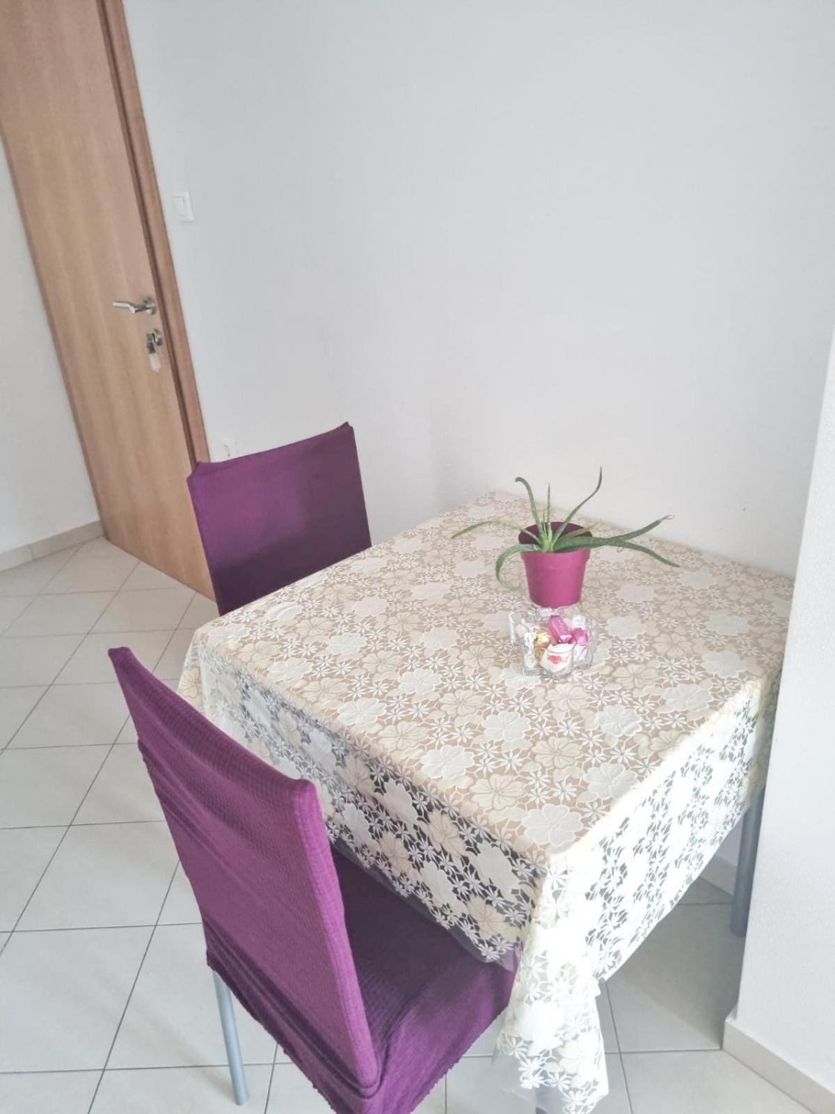 Mima Apartment สเวติยูไร ห้อง รูปภาพ
