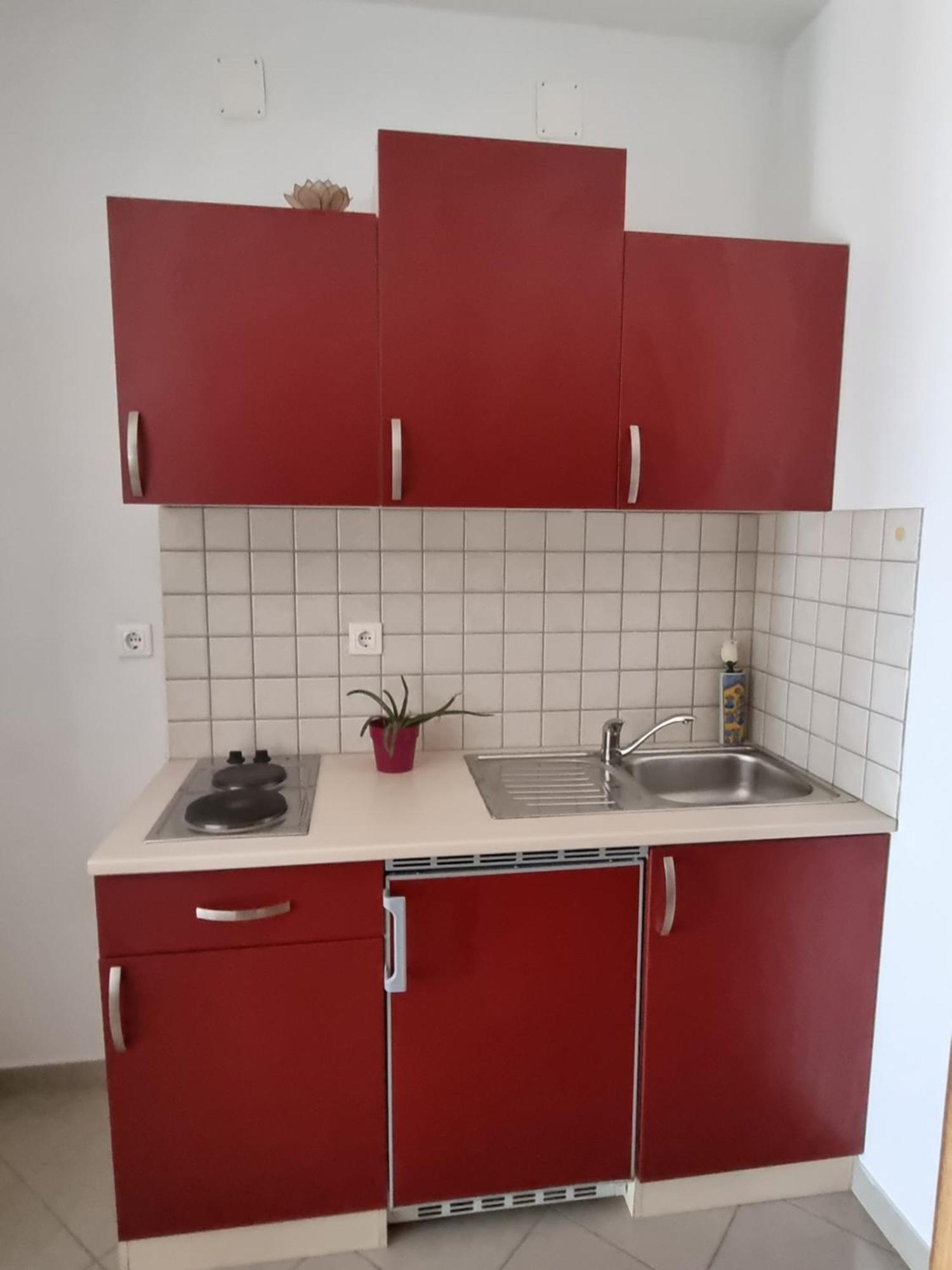 Mima Apartment สเวติยูไร ห้อง รูปภาพ